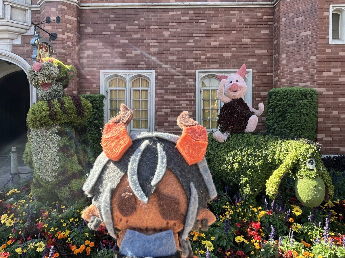 GLENN !! (@demonatdisney) on Twitter photo 