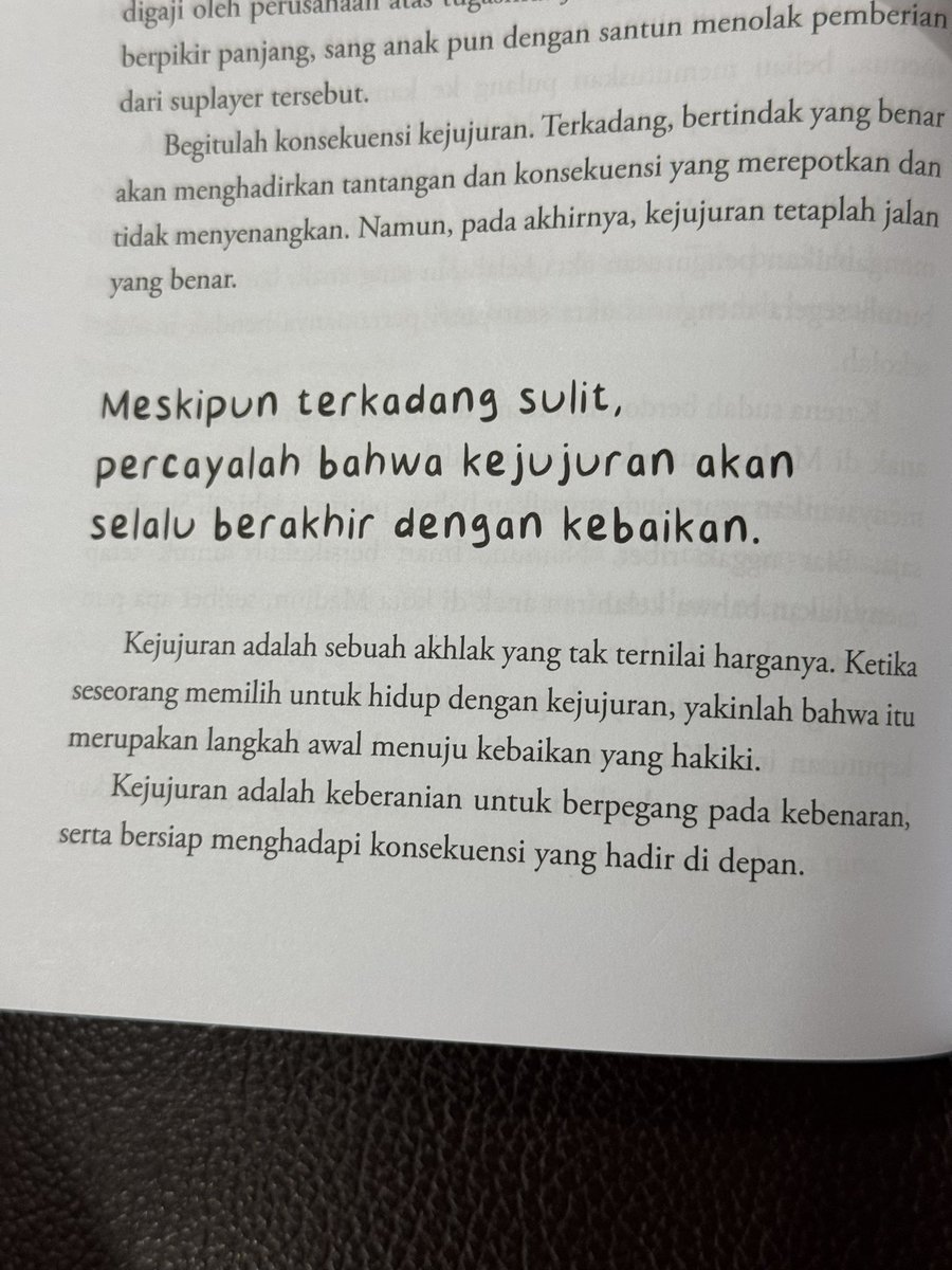 agintactrsw's tweet photo. It is not enough to be called a parent — true parenthood demands integrity: to stand firm in promises, to carry the weight of responsibility and to choose truth above personal comfort https://t.co/eGWI3F0I8V