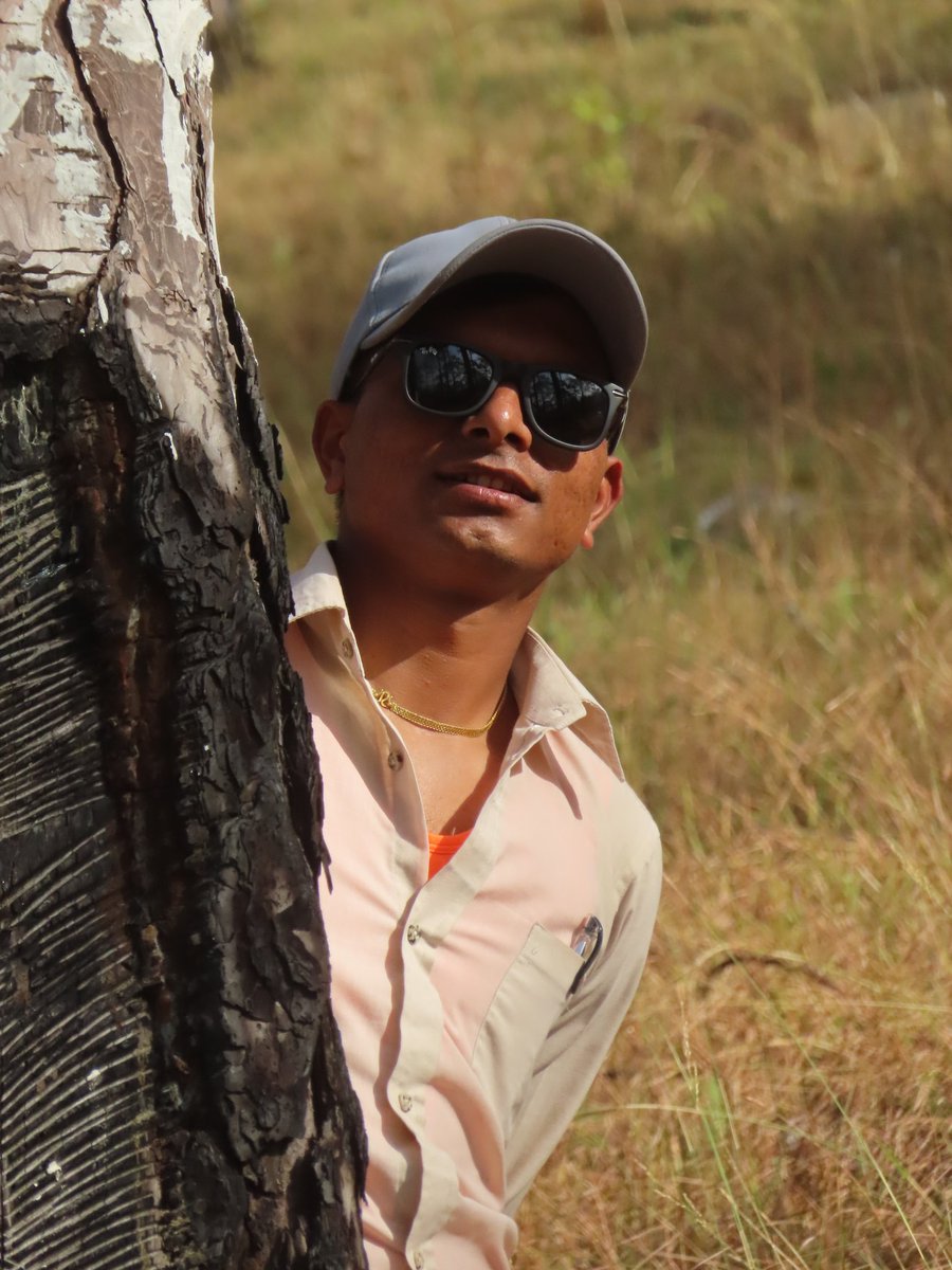 हेन्डसम तस्बिर आयो है!