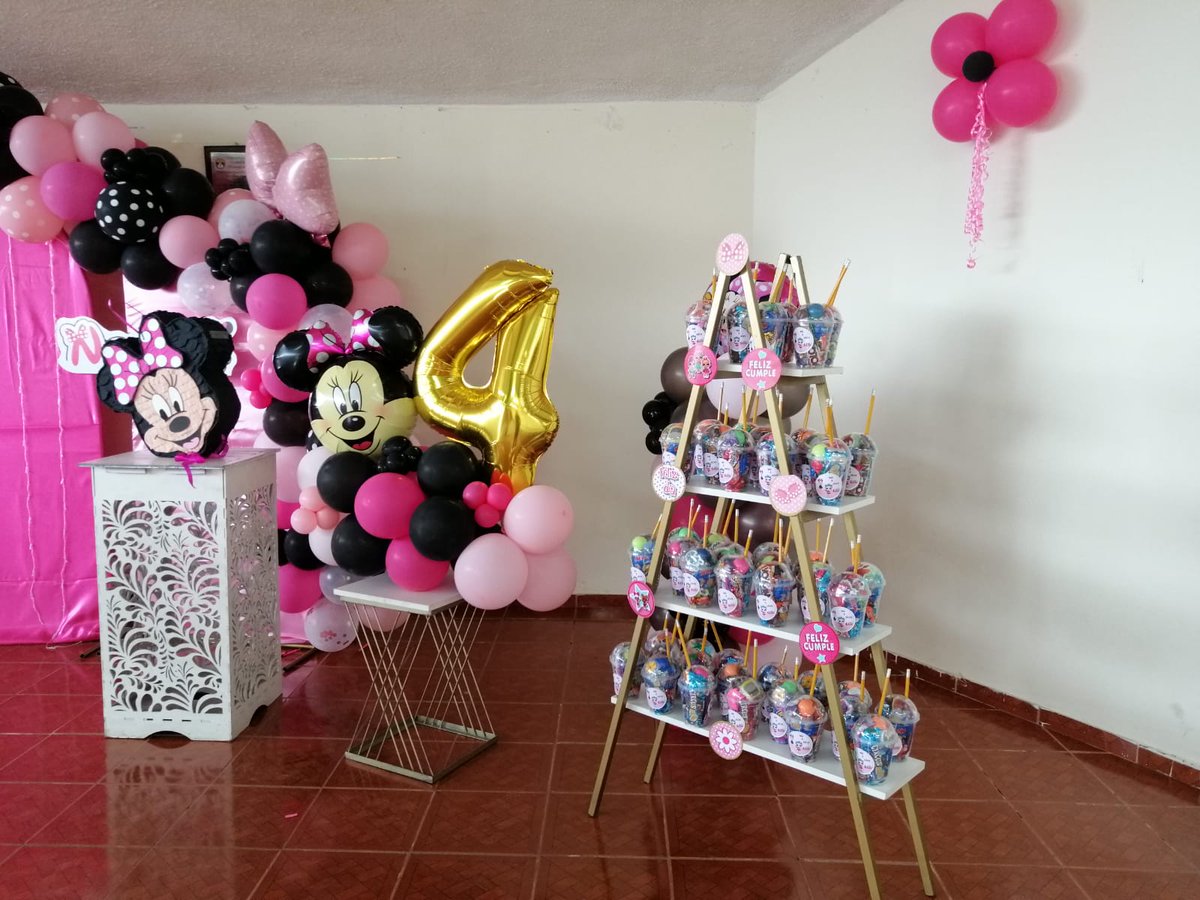 VVictoria0418's tweet photo. 🎉✨ ¡Celebra tu Cumpleaños Temático en Variedades Victoria! ✨🎉
🌟 Organizamos un increíble cumpleaños temático que combino la magia de LOL Surprise y el encanto clásico de Minnie Mouse. ¡¡¡¡Cotiza con nosotros!!!! #variedadesvictoria https://t.co/x9chgR3dPN