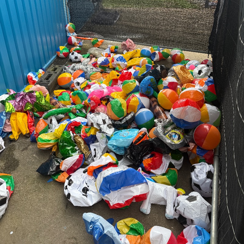 Two goals ✅
Three points ✅
Inflatables ✅

I think we can call that a successful inflatables day🎈