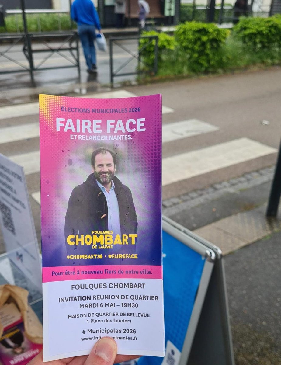 AgnesDupin's tweet photo. Sous la pluie ce matin, mais toujours sur le terrain avec @Foulques44. Rdv le 6 mai pour la réunion de quartier Bellevue/Durantière...#nantes #2026 #chombart26 #JoJoOut #FaireFace https://t.co/TSQIyFuzwY