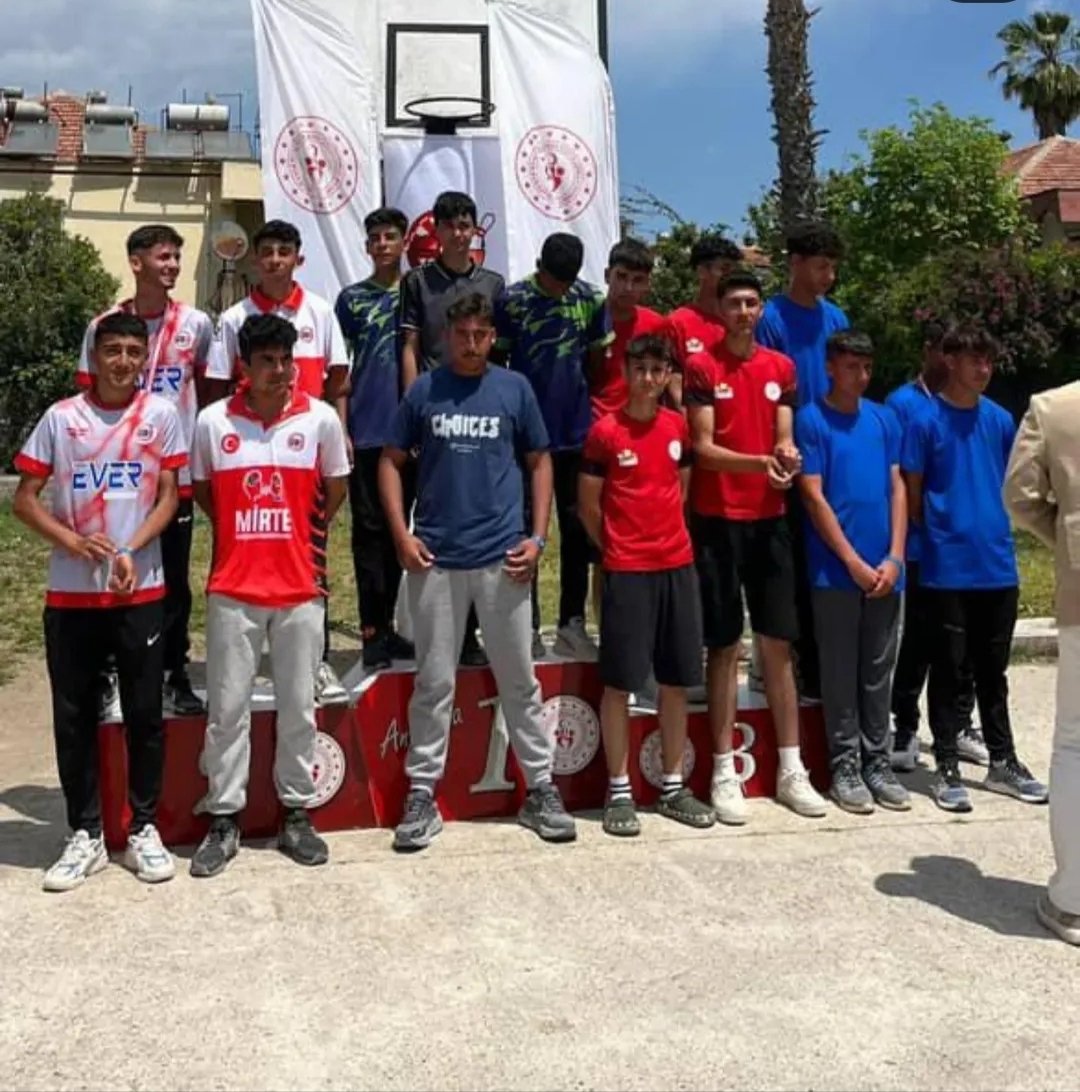 Bingöl Mesleki ve Teknik Anadolu Lisesi (@bingolmtal) on Twitter photo O bir sampiyon🏆
10. Sınıf öğrencimiz Kerim Gökhan Türkiye ( Bocce ) Petank Şampiyonası Genç Erkekler Türkiye Şampiyonu🏆 olmuştur. Kendisini ve bu büyük başarıda emeği olan antrenörlerini tebrik ederiz.
<a href="/_cevdetyilmaz/">Cevdet Yılmaz</a>
<a href="/FeyziBerdibek1/">Feyzi Berdibek🇹🇷</a>
<a href="/Korkutata_Zeki/">Zeki Korkutata</a>
<a href="/ahusta07/">Dr. Ahmet Hamdi USTA</a>
<a href="/MustafaOzel66/">Mustafa Özel</a> O bir sampiyon🏆
10. Sınıf öğrencimiz Kerim Gökhan Türkiye ( Bocce ) Petank Şampiyonası Genç Erkekler Türkiye Şampiyonu🏆 olmuştur. Kendisini ve bu büyük başarıda emeği olan antrenörlerini tebrik ederiz.
<a href="/_cevdetyilmaz/">Cevdet Yılmaz</a>
<a href="/FeyziBerdibek1/">Feyzi Berdibek🇹🇷</a>
<a href="/Korkutata_Zeki/">Zeki Korkutata</a>
<a href="/ahusta07/">Dr. Ahmet Hamdi USTA</a>
<a href="/MustafaOzel66/">Mustafa Özel</a>
