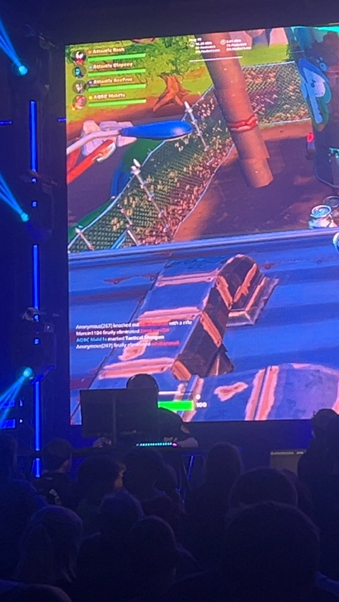 Mald1s på main stage sammen med Atlantic til gamebox 🔥

#AQBCFTW 😈