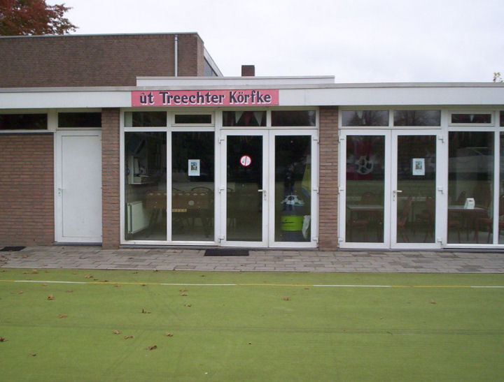 Vandaag is een speciale dag voor KV Maastricht. Want op zaterdag 26 april 1997 werd onze eerste kantine officieel geopend. De wens van een eigen kantine was zowel bij KV Trega als Amby's Körfke een langgekoesterde droom. Lees het hele verhaal via: kvmst.nl/3EqWV9F