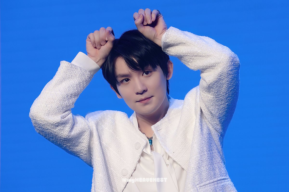 myHEAVENEST's tweet photo. 250223 Ricky LAVENDER DAWN 2부
🐻🩵

#TEENTOP #틴탑 #RICKY #리키 #유창현 https://t.co/ghVsYpfCpA