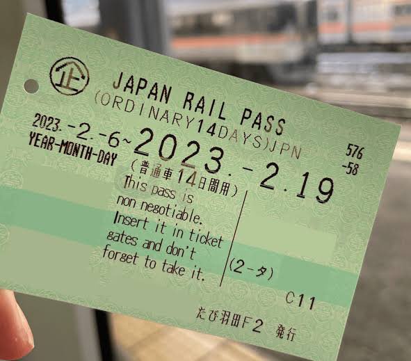 SiRozy's tweet photo. gesges, ada yg pernah punya pengalaman mau ke Jepang terus baru kepikiran mau beli JR Pass dan mau dipake 5 hari lagi gak? 😭🥲

Possible gak sih beli JR Pass skrg2 ini dan mau dipake tgl 2 Mei? Butuh masukan nihges 😭🥲 https://t.co/sBjv6m8Uh9