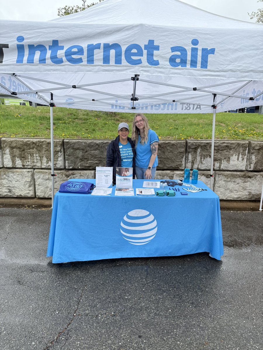 Yanet Aponte (@yanet0884) on Twitter photo Rain or Shine, WE OUTSIDE!!!!! <a href="/illy_ills/">Iliana•Jeanine💎</a> <a href="/KDeSantiago5/">Karla DeSantiago 🇲🇽</a> <a href="/team_oselett/">Danielle Oselett</a> <a href="/ThePHamilyMAS/">The PHamily</a> <a href="/_MightyMAS/">Mid-Atlantic States Team</a> Rain or Shine, WE OUTSIDE!!!!! <a href="/illy_ills/">Iliana•Jeanine💎</a> <a href="/KDeSantiago5/">Karla DeSantiago 🇲🇽</a> <a href="/team_oselett/">Danielle Oselett</a> <a href="/ThePHamilyMAS/">The PHamily</a> <a href="/_MightyMAS/">Mid-Atlantic States Team</a>