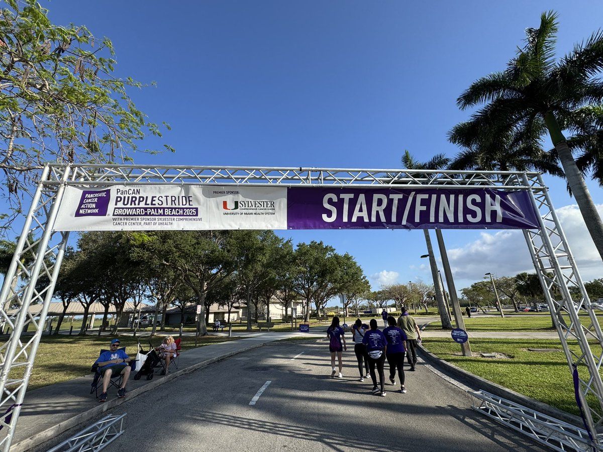 DrJashDatta's tweet photo. #PurpleStride2025 @PanCAN is such an incredible event! ❤️ is full from interacting with survivors, caregivers, advocates, & donors working together to #WageHope & end #PancreaticCancer #pancsm. Thx for the opportunity to highlight groundbreaking science #DattaLab @SylvesterCancer https://t.co/7hC0dZISyX