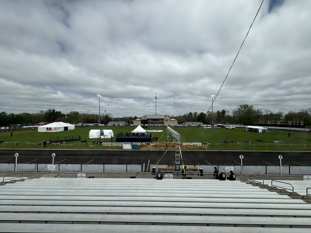Zach Browning (@zachbrowning17) on Twitter photo In just about two and a half hours, the world’s greatest college weekend continues with the 74th running of the men’s Little 500.
Join me and <a href="/nickrodecap/">Nick Rodecap</a> on the call later this afternoon for <a href="/WIUXSPORTS/">WIUX Sports</a>.
Tune in here: wiux.org/page/991fm In just about two and a half hours, the world’s greatest college weekend continues with the 74th running of the men’s Little 500.
Join me and <a href="/nickrodecap/">Nick Rodecap</a> on the call later this afternoon for <a href="/WIUXSPORTS/">WIUX Sports</a>.
Tune in here: wiux.org/page/991fm
