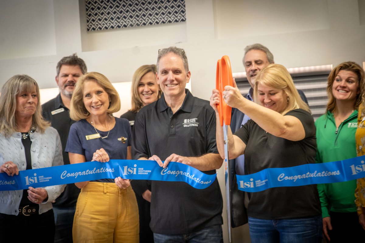 The City of NA would like to congratulate Budget Blinds on its official ribbon cutting of its new showroom. 

Located at 3602 Northgate Ct, Budget Blinds offers a variety of blinds and shades, shutters, drapes, and motorized options. 

 Learn more: loom.ly/fH9Uvlg.