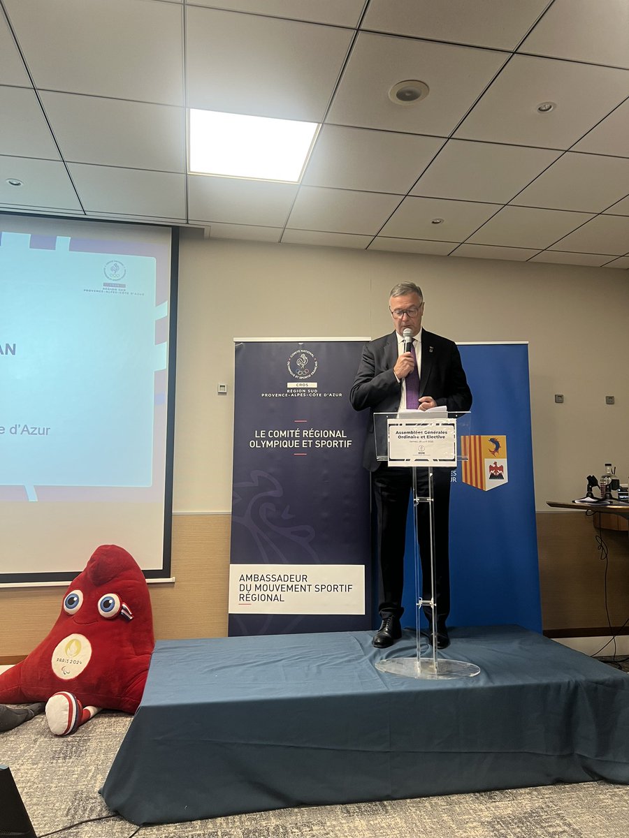 Félicitations à mon ami <a href="/HerveLiberman/">Hervé Liberman</a> pour sa réélection à la présidence du <a href="/CROSregionsud/">CROS Région Sud Provence-Alpes-Côte d'Azur</a>, et bravo à toute son équipe.

Un immense merci à tous les bénévoles qui font vivre nos clubs et les valeurs sportives partout en <a href="/MaRegionSud/">Région Sud</a>.

Après les #JO2024, cap sur les Jeux d’Hiver