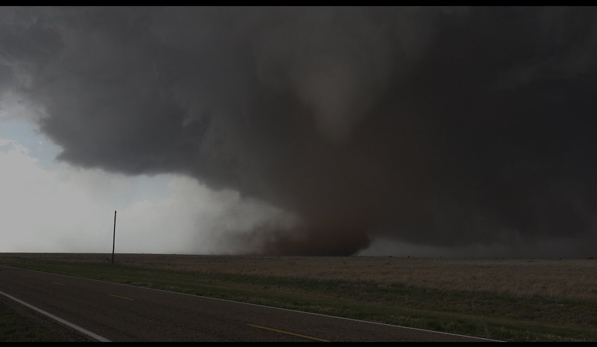 _Radarr's tweet image. Dusty tornadoes yesterday in West Texas #txwx