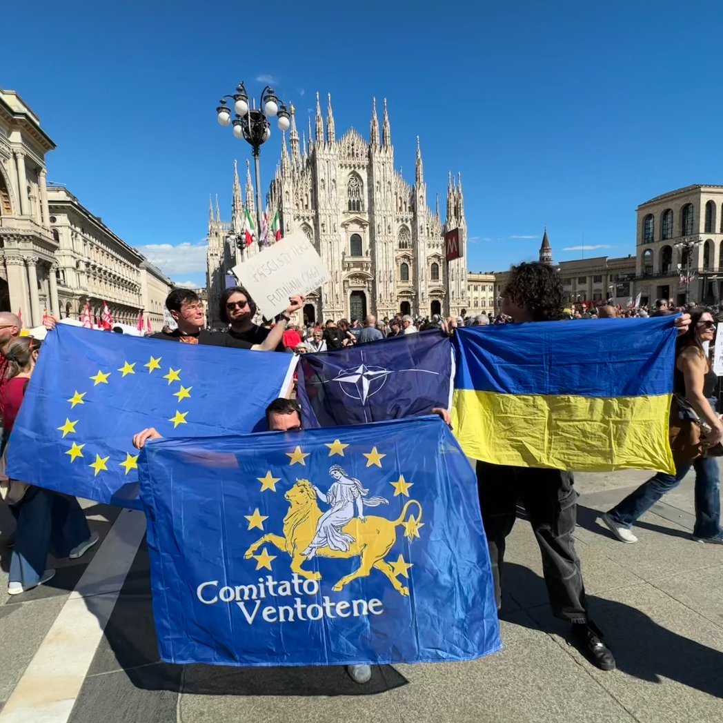 Il 25 aprile celebriamo la Liberazione e il sacrificio di partigiani, inglesi, americani, canadesi e di tutti gli Alleati. Oggi come allora, la libertà si difende: siamo al fianco della resistenza ucraina per un'Europa libera e giusta.
#25aprile #Liberazione