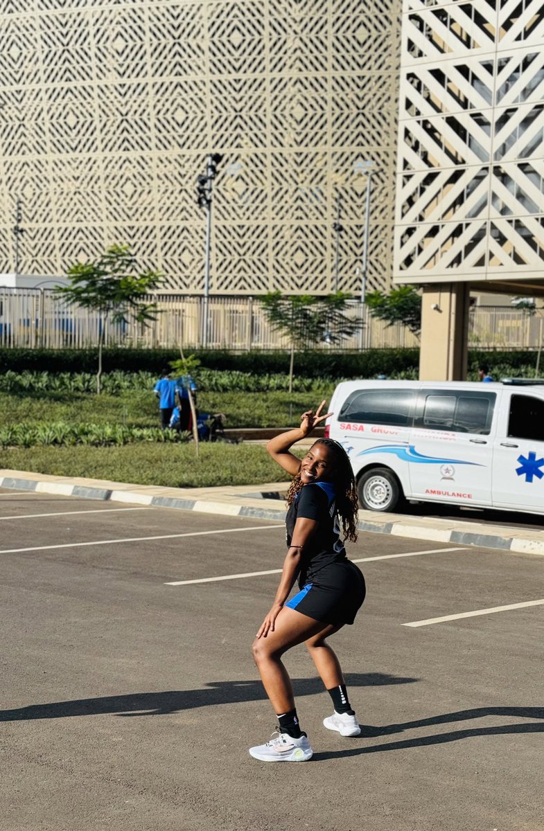 imaniritah's tweet image. Omo Kgl giving what it should🥰❄️🇷🇼🇺🇬
@jkldolphins 🇺🇬💐