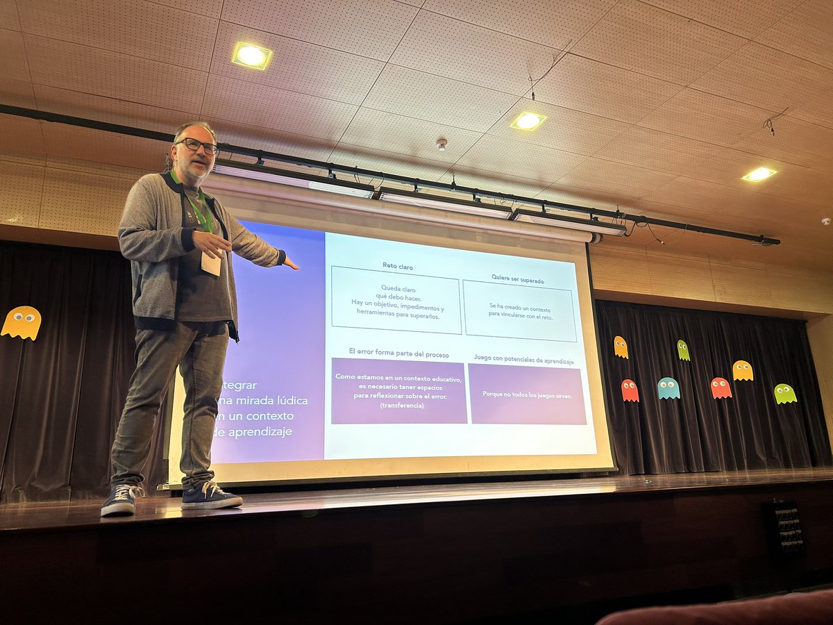 Espectacular cierre en las #JGA25 con <a href="/oriolripoll/">oriol ripoll</a> Nunca le había escuchado en directo y me está encantando. Que manera de comunicar y que dominio de la materia.
<a href="/JornadaJGA/">JGA</a>