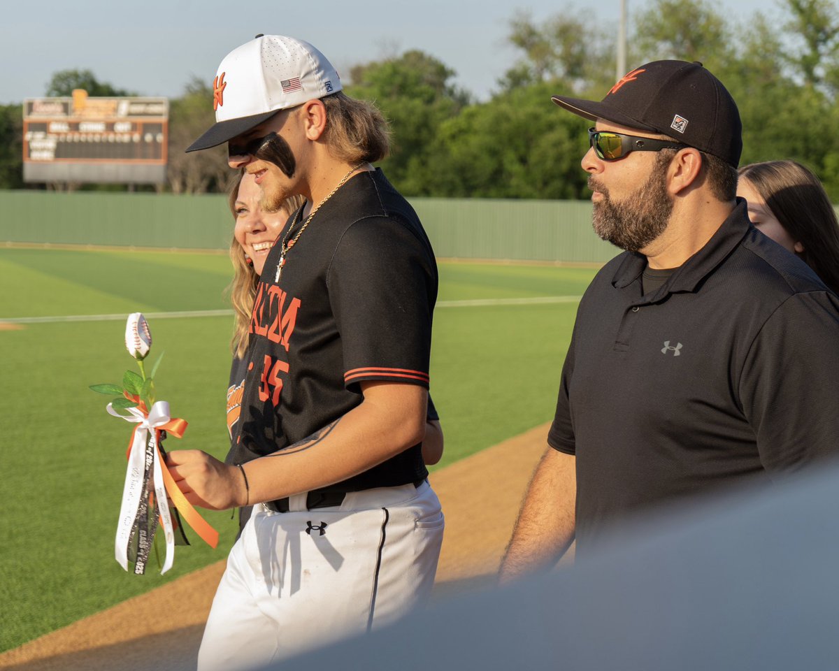 Last night, our Class of 2025 Seniors took the field for their final high school baseball game.
We are beyond proud of the hard work they have poured into this team over the years
Thank you, Seniors, for everything you’ve given on this field.🎓
Once a teammate, always family. ⚾️