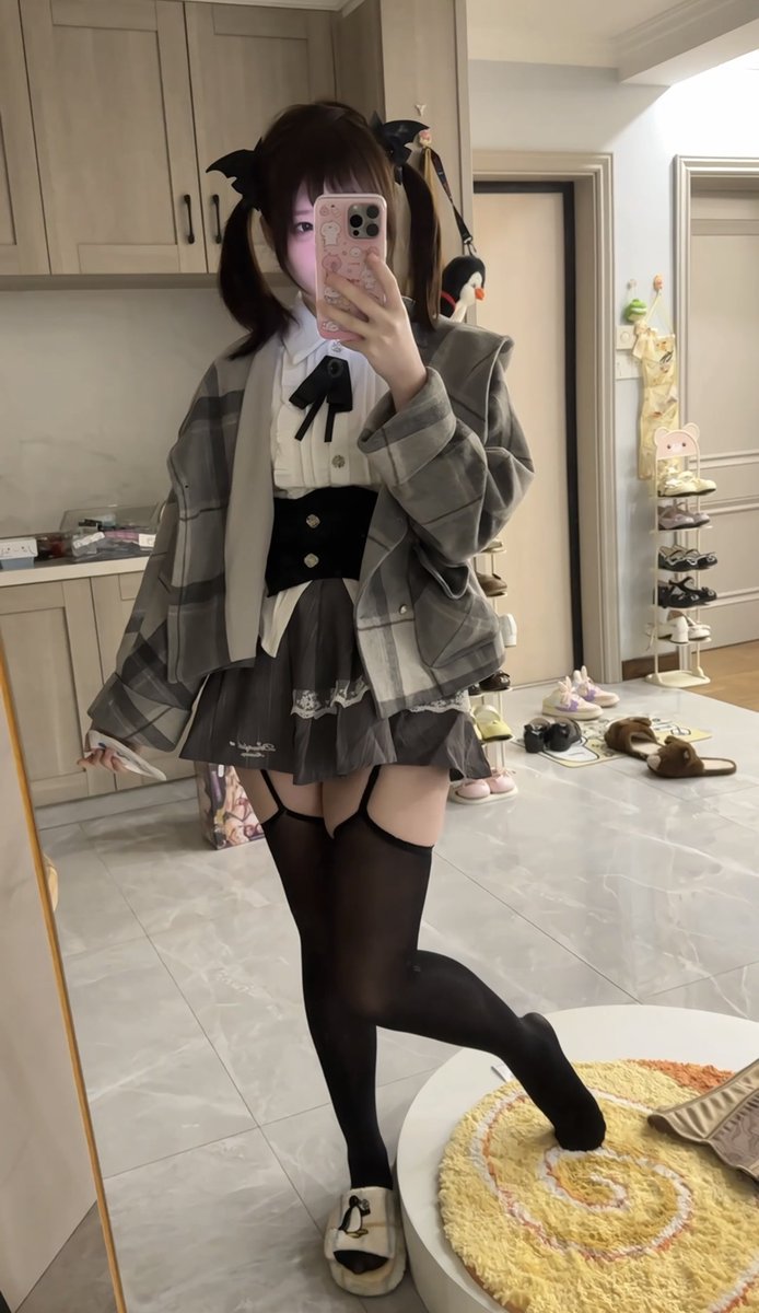 说了再见 https://t.co/T2EXVl5Qgp