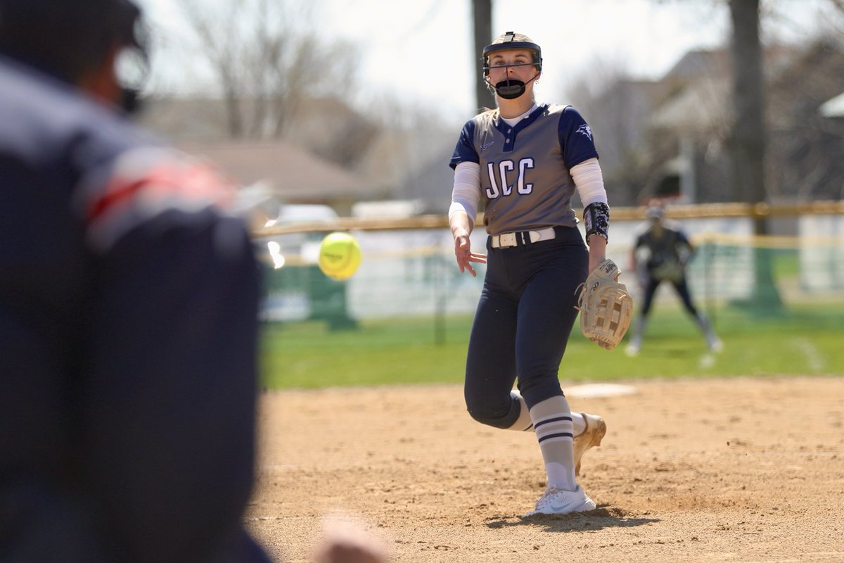 Softball after 2:
JCC 0
LCWM 0

Hadley Wachal struck out the side on 12 pitches in the second.