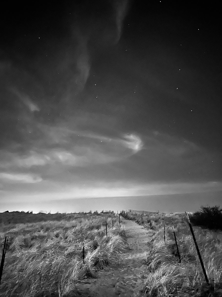 Woke up restless at 4 a.m.
Bowl of cereal, funeral I didn’t expect to watch, &amp; a reminder of what real leadership is:

Full story here:

linkedin.com/posts/davestra…
#popefrancisfuneral, #Leadership, #Courage, #Inspiration, #Letsgrowtogether, #CriticalThinking,  #BostonAmerican