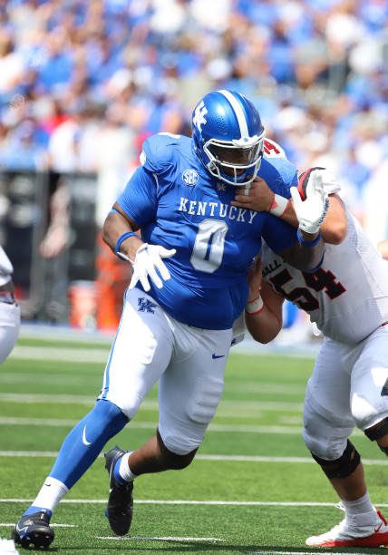 GregTompsett's tweet image. LARGE HUMAN!!!
Folks, we’ve done it! They’ve finally given us a #LargeHuman!!!
Bills 4th round pick Deone Walker is 6’7” 345lbs!