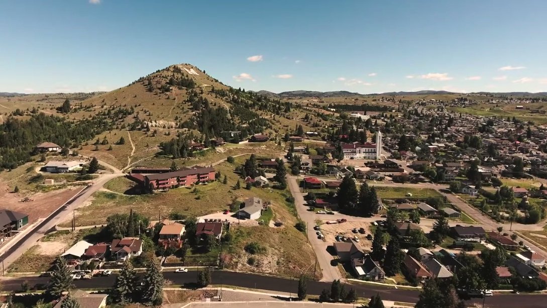 NextMoveHoopss's tweet image. Hidden gem in the NAIA! 💎🏀
Montana Tech’s basketball program is on the rise.
Elite facilities, a winning culture!
If you're built for hard work and real opportunity
Butte, Montana should be on your radar.
#Orediggers #NAIABasketball @MTechHoops @MTechMiller