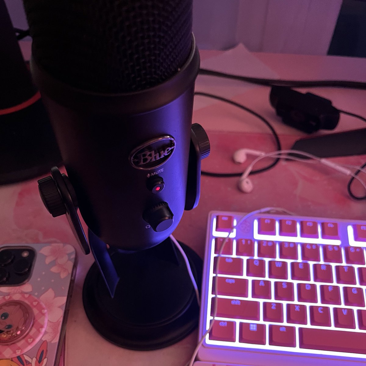 Why would my blue microphone mute button stop working randomly? 😔