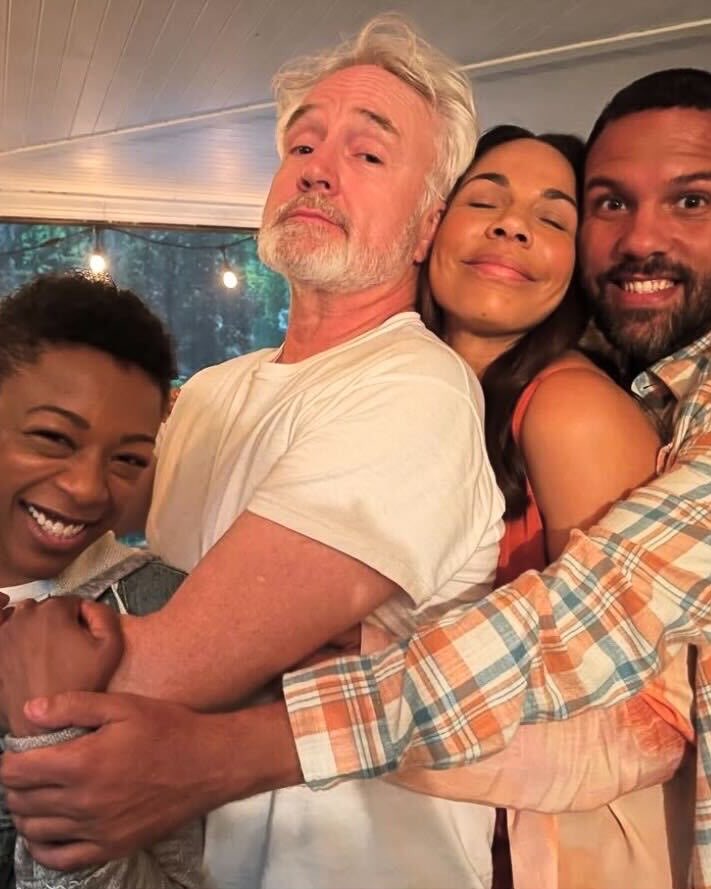 Our beloved cast ❤️ #TheHandmaidsTale