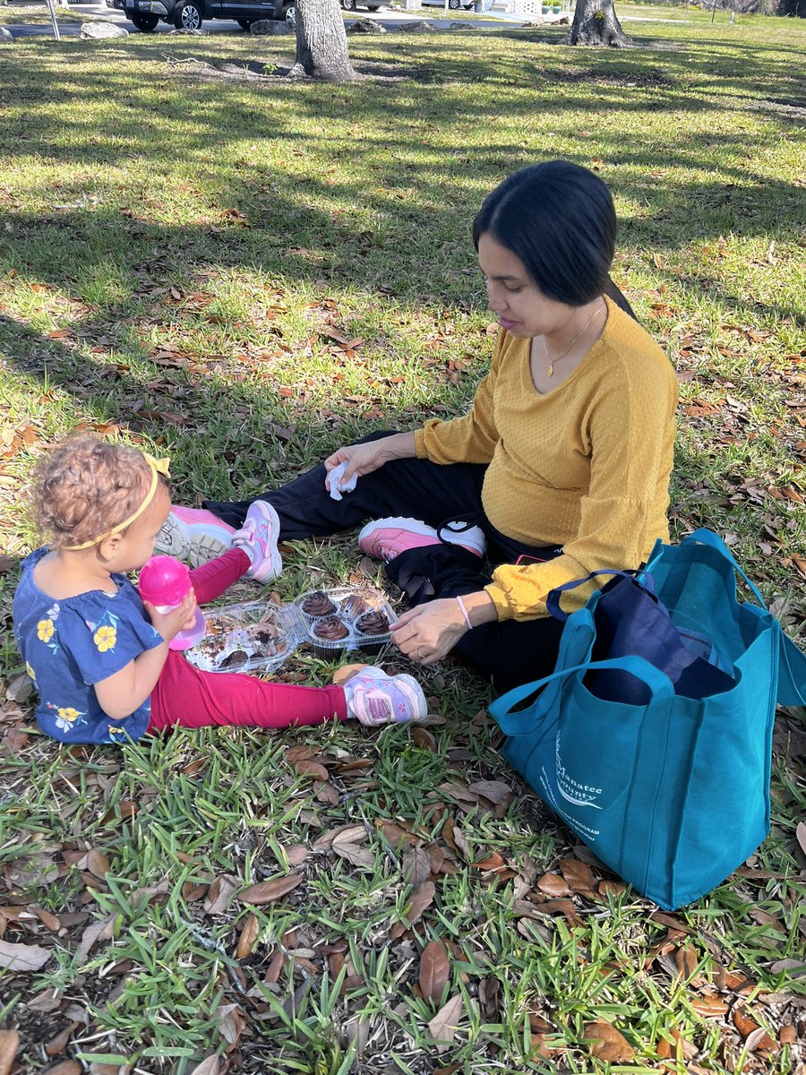 The Manatee Home Visiting Coalition brought the community together for Arts in the Park!
Families enjoyed hands-on activities that sparked all the senses — plus everyone took home a special bag filled with books and activities to enjoy together.
#RemakeDays #SuncoastRemakeDays