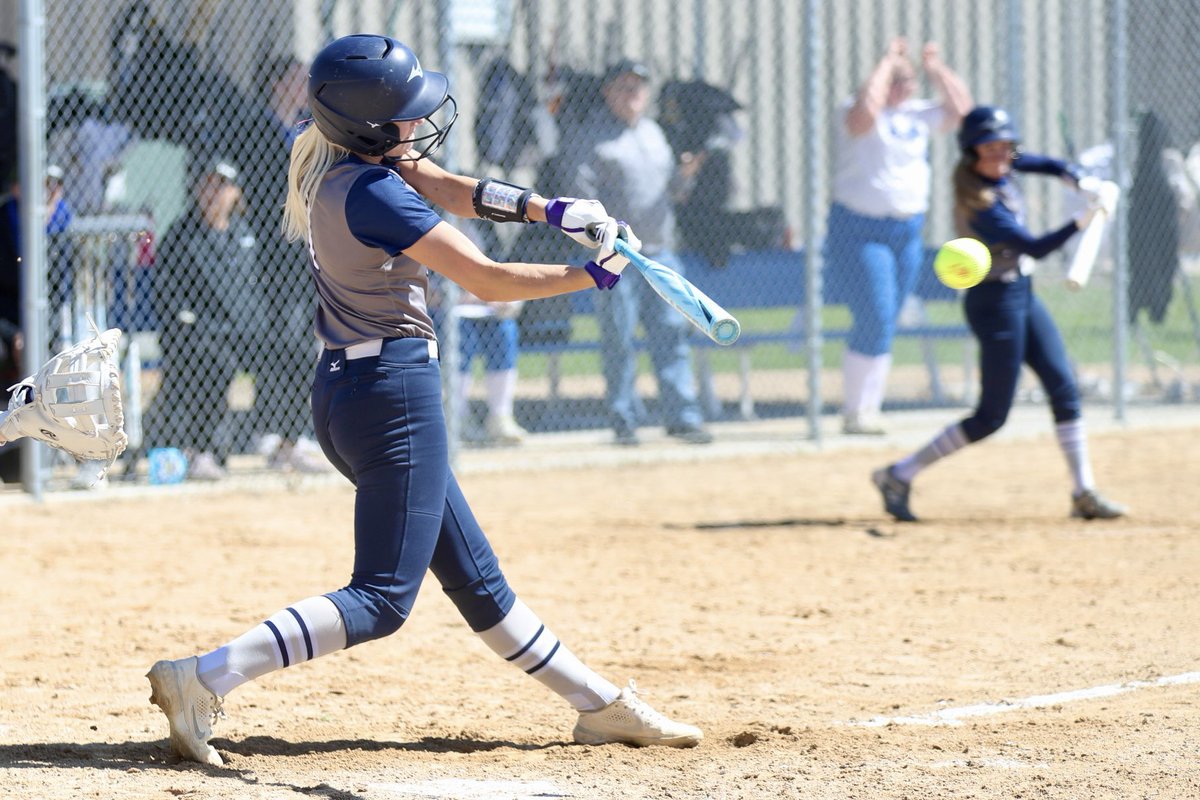 Mady Wachal singles and scores on a groundout by Bailey Finck.
JCC leads LCWM 1-0 going to the bottom of the fourth.
