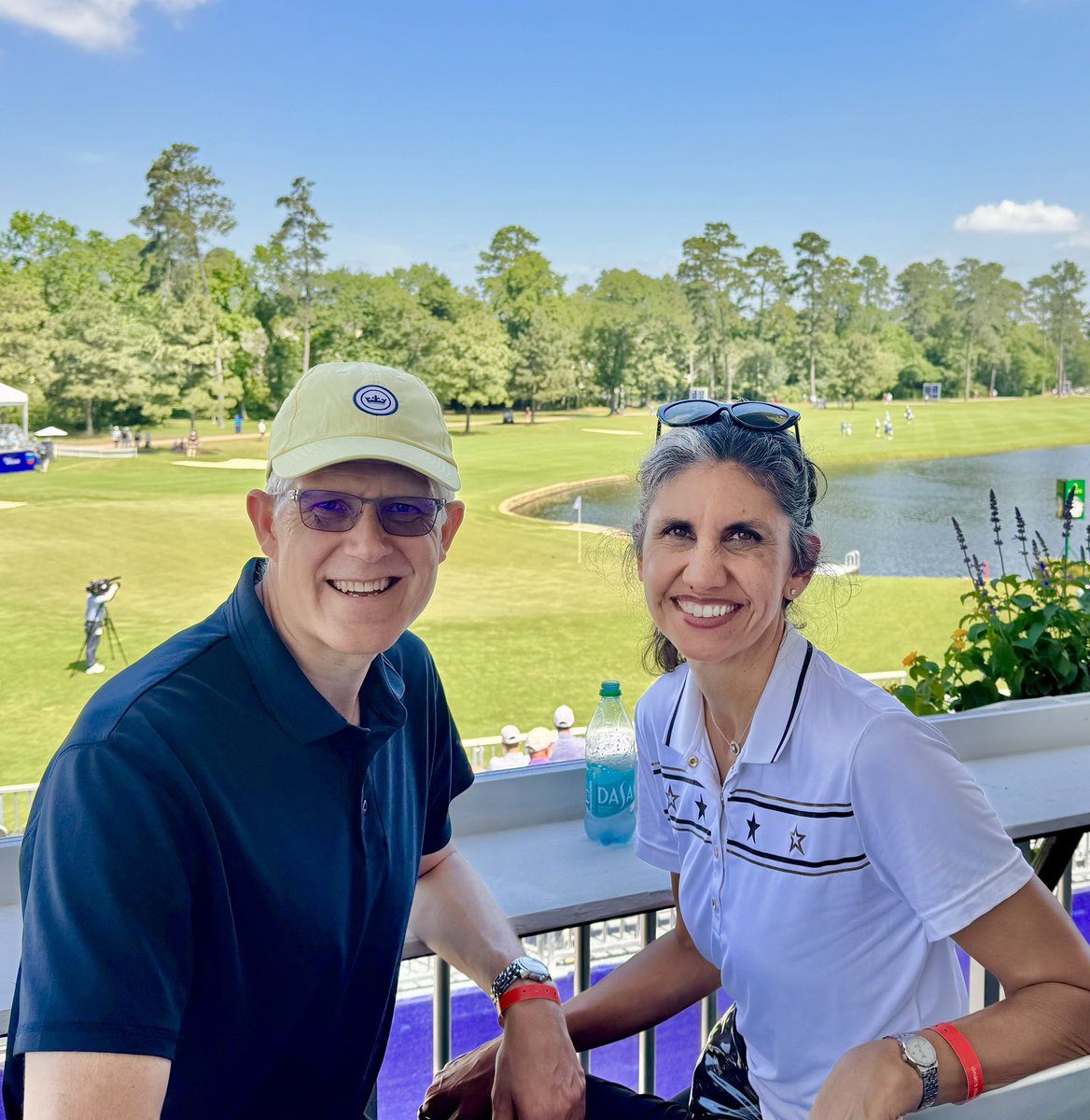 Having a great day at the <a href="/Chevron_Golf/">The Chevron Championship</a> at the 18th hole appreciating these talented women! #LPGA #womensgolf <a href="/ANNIKA59/">Annika Sorenstam</a>