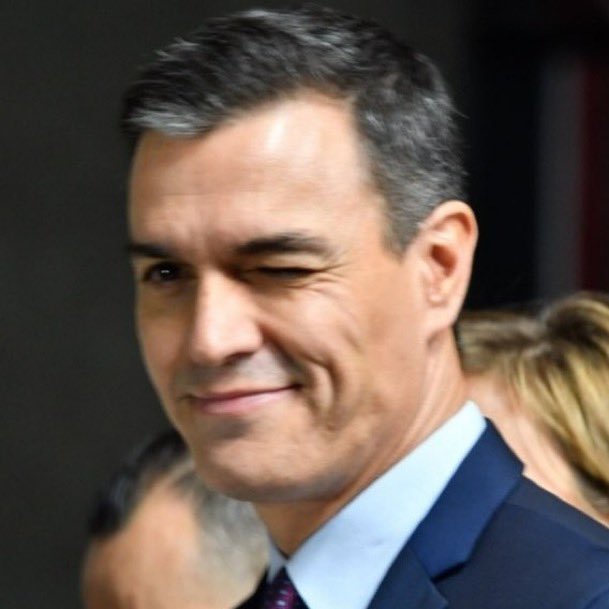 Villamor79LR's tweet photo. Querían que fuera Sánchez para ponerle a parir, y como se han quedado con las ganas, porque Sánchez tiene muchos kms, están que rabian. Son más simples que un sonajero. https://t.co/nmcYVX9skG