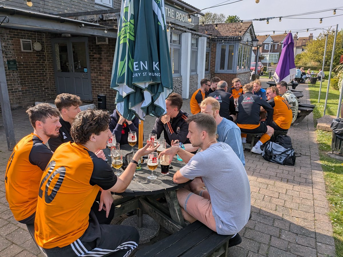 Today sees the end of the 24/25 season..
A season where we got to the final of the Sussex Junior cup final.. 
Only lost once all season in the league! 
..2nd in the league, PROMOTION!
Great effort on the pitch, and, importantly great friendship off the pitch!
#esfl #grassroots