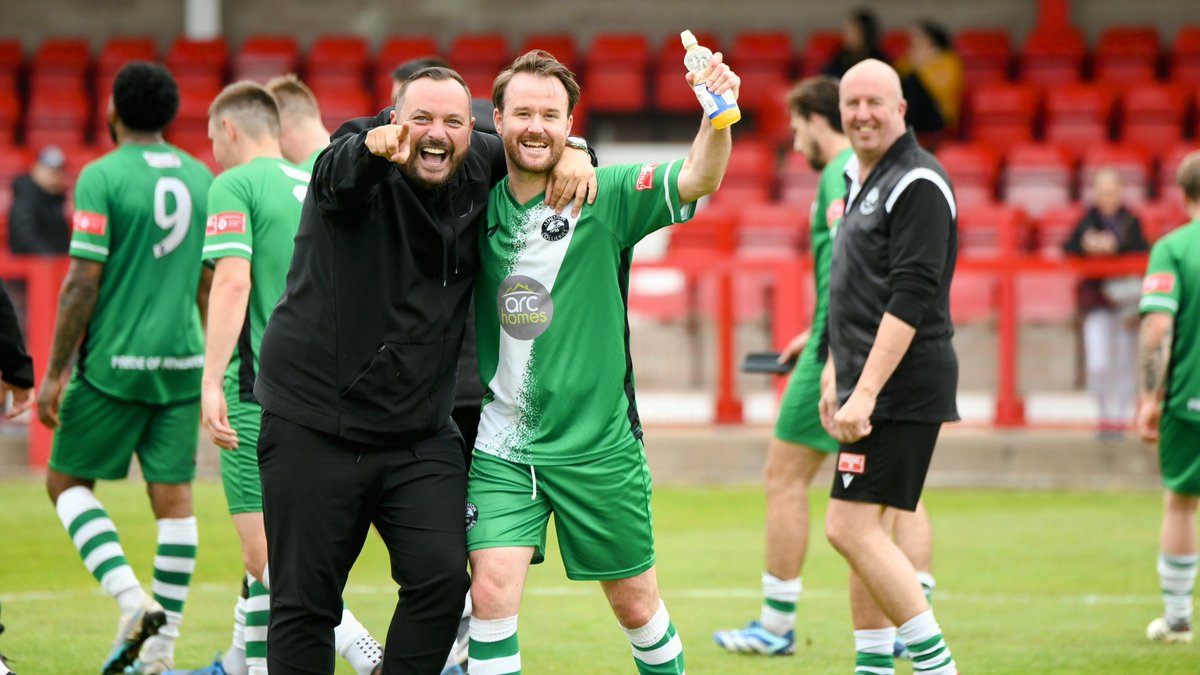 ACFC1916's tweet photo. An absolutely fantastic following on the road today, as always 🙌

Michael Clegg's Barmy Army, the pride of Atherton 🏁 https://t.co/ncQNjvT5Lt