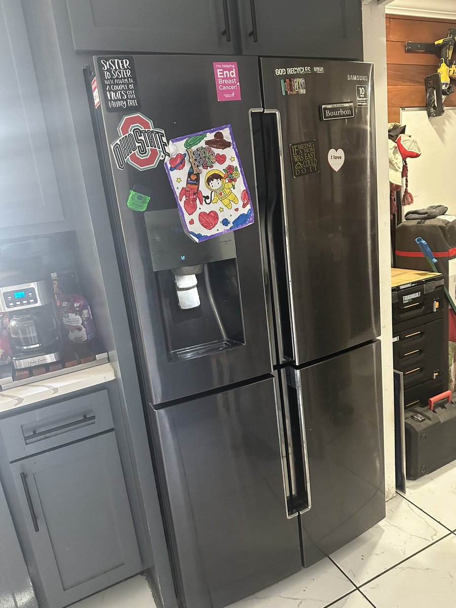 tiredofthebs tweet media