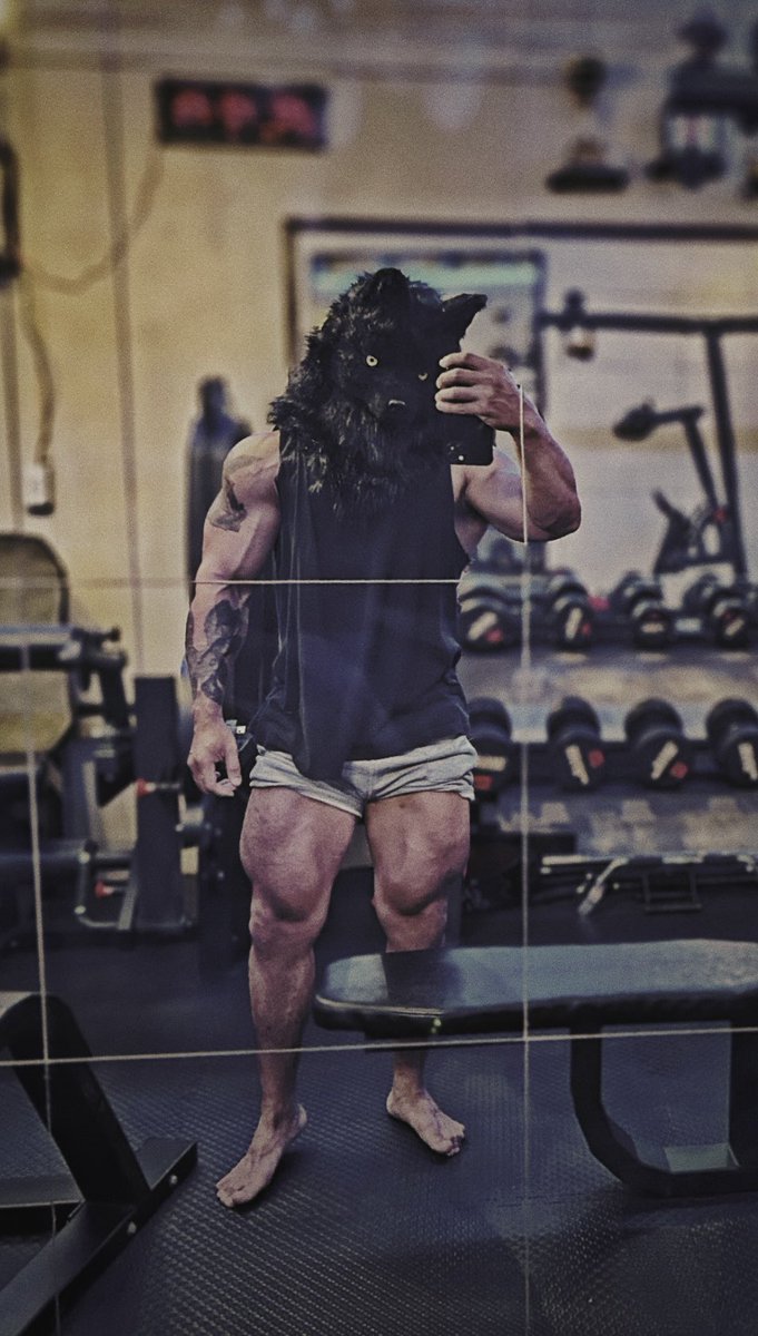 หนุบๆหนับๆ หมีกี่โมงงงง รับเทรนนะ ทักมาๆ #เรียลชาย #เรียลทำงาน #ออกกําลังกาย #เทรนเนอร์ #หุ่นหมี #ดอนเมือง