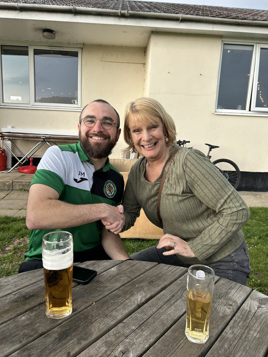 Top performance from the boys today as we beat <a href="/WestfieldFC/">𝙒𝙀𝙎𝙏𝙁𝙄𝙀𝙇𝘿 𝙁𝘾</a> 5-0 in our final home game of the season!

Goals :
Marshman ⚽️⚽️
Weeksy ⚽️⚽️
Hutchings ⚽️

MOTM - <a href="/Jake_Marshman/">-jake</a> 🔥