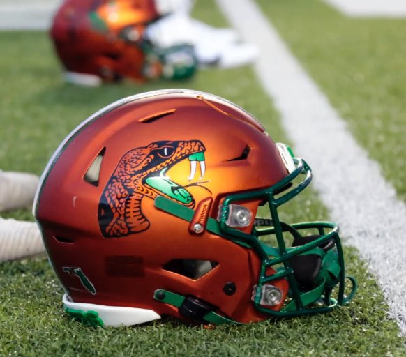 #AGTG thanks to <a href="/CoachColzie/">James Colzie III</a> for the camp invite 🙏🏾✝️Be there