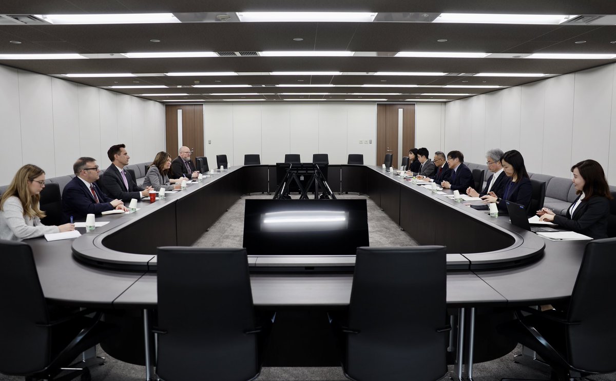 Danielle Smith tweet media