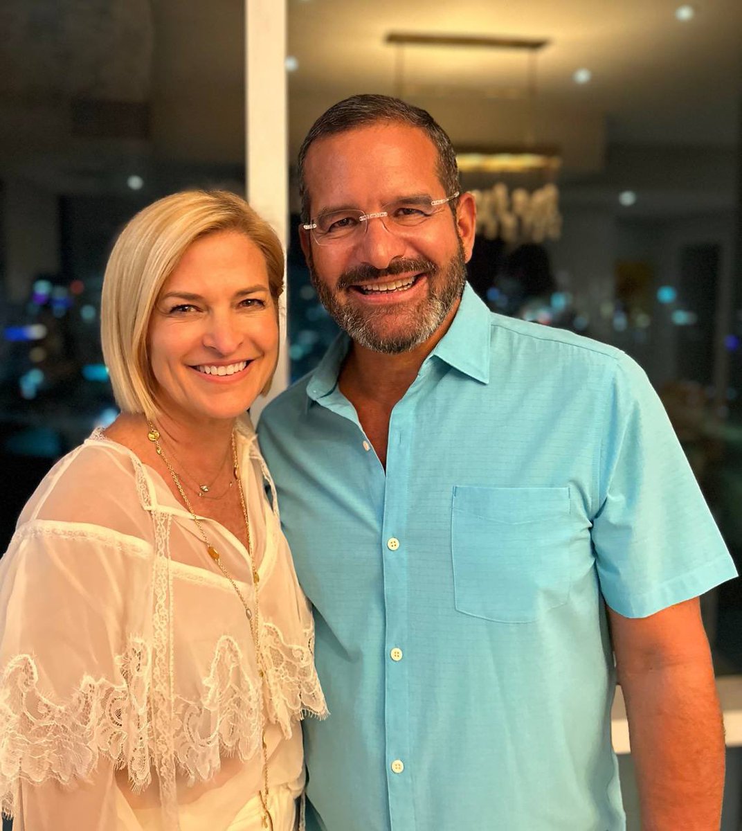 Cary Pierluisi (@pierluisicary) on Twitter photo ¡Hoy celebro la vida de mi hermano <a href="/pedropierluisi/">Pedro R. Pierluisi</a> ! Pedro, llevo conmigo el orgullo de estar en cada etapa de tu vida, de verte siempre con el mismo corazón, la misma entrega y los valores que nos inculcaron Papa y Mama. Ellos nos enseñaron a vivir con fe, con amor, con ¡Hoy celebro la vida de mi hermano <a href="/pedropierluisi/">Pedro R. Pierluisi</a> ! Pedro, llevo conmigo el orgullo de estar en cada etapa de tu vida, de verte siempre con el mismo corazón, la misma entrega y los valores que nos inculcaron Papa y Mama. Ellos nos enseñaron a vivir con fe, con amor, con