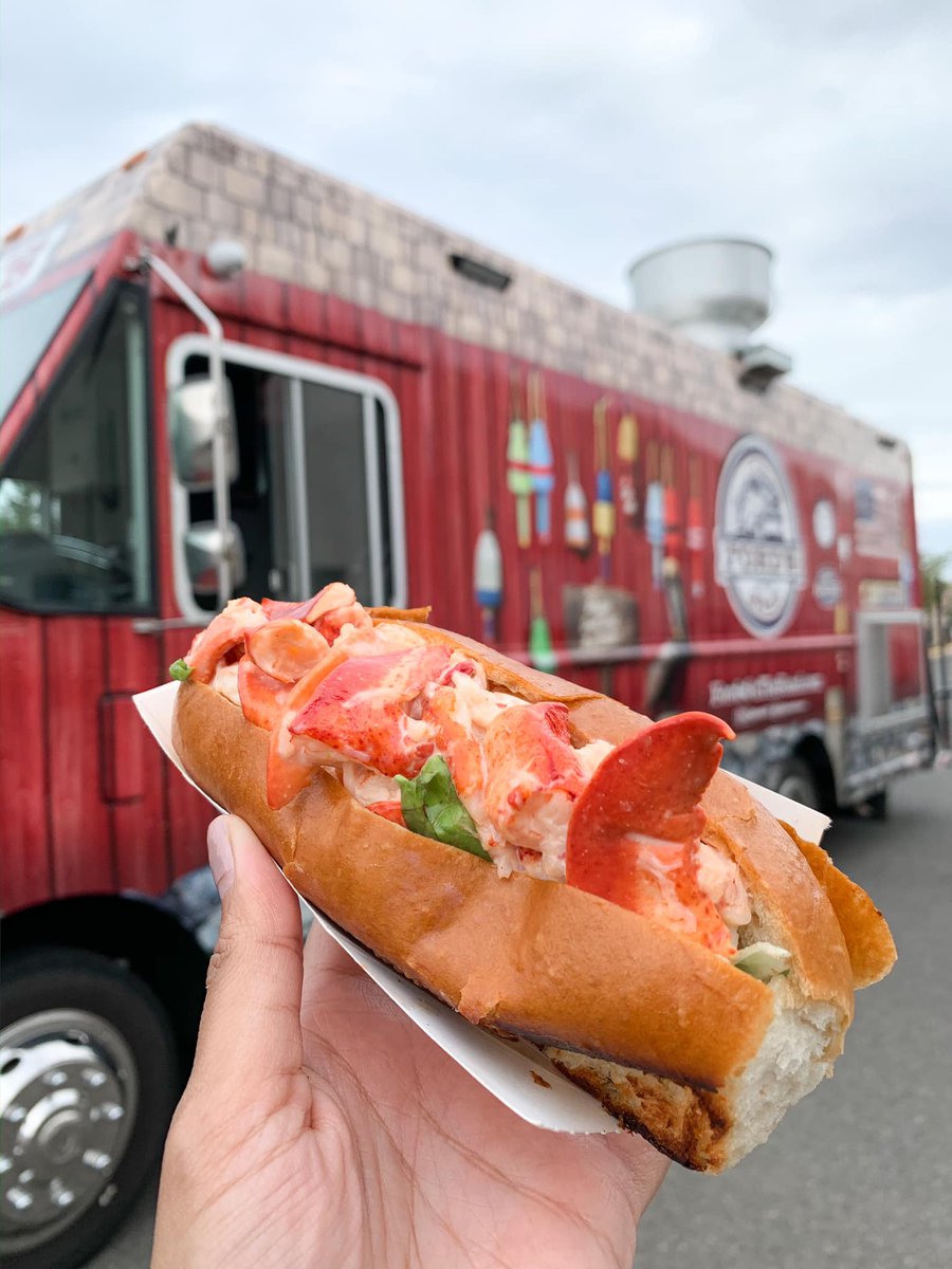 Today's cravings: Lobstah Roll!

Be sure to book us for corporate catering, birthday parties, and holiday events!
--
To see our menu, please visit: bit.ly/4hj3Nnb

📧 ana@fordsfishshack.com to book @fordsOTR for your next event!