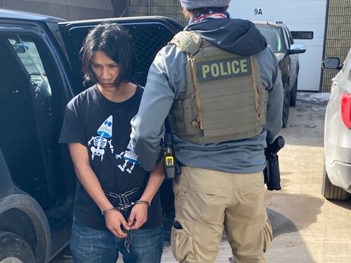 AntiWuCoalition's tweet image. NEW: Guatemalan illegal alien charged with assaulting police officer in Chelsea, MA
ICE lodged a detainer but Chelsea officials decided to release him to the streets instead of cooperating.