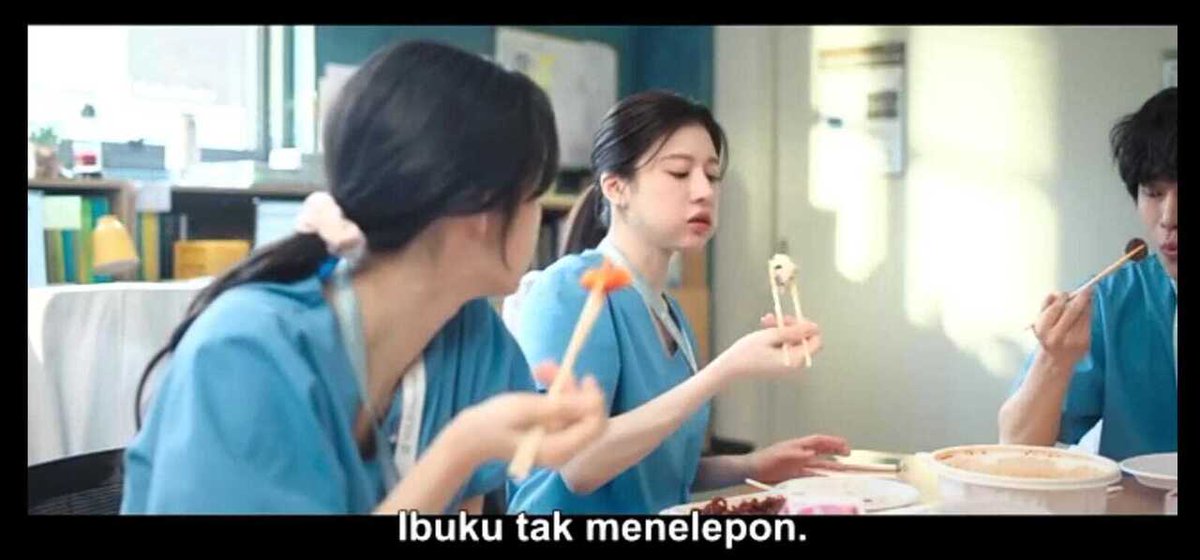 kdrama_menfess's tweet image. •kdm• ⚠ resident playbook 🔥

"Ibuku tak menelepon"
Yang gatau alasannya: 😐😐😐🤐
Yang tau alasannya: 😭😭😭😭😭😭😭😭😢😢😢😭😭😭😭😭😢😥😥😥😥😥☹☹☹☹