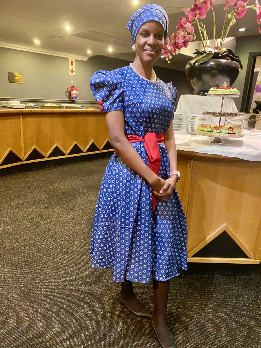 One for the Pedi South African Cultural Dress

📍🇿🇦