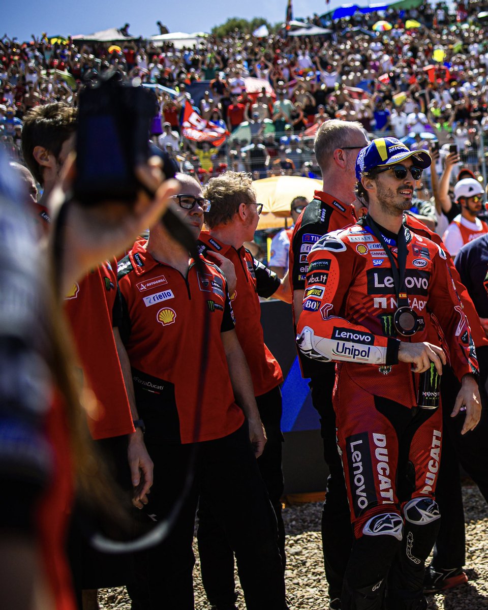 #SpanishGP 🇪🇸
QP: P3 (1’35”755)
SPRINT: P3 

We have to work to do the step on Saturday, but we will get there
🫡😎🤟🏻 #GoFree