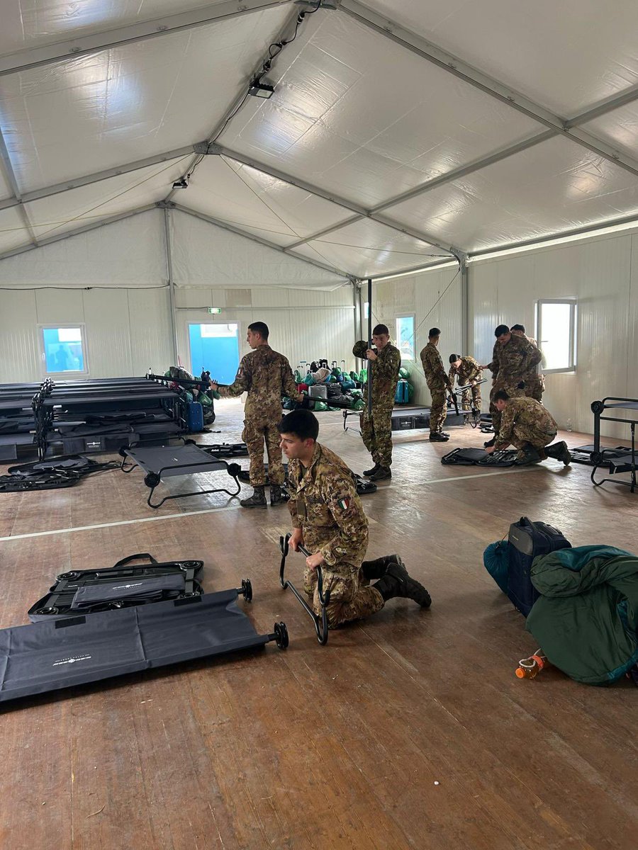 isabellarauti's tweet image. #funerale #PapaFrancesco 

Grazie a tutti coloro che hanno curato la macchina organizzativa per l’encomiabile impegno; un ringraziamento particolare agli uomini ed alle donne delle Forze Armate e dei Corpi dello Stato che hanno vigilato e accompagnato le esequie di Papa