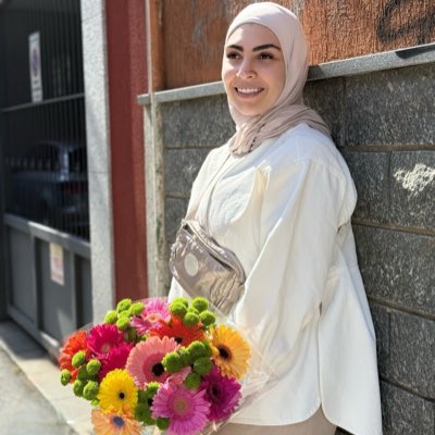 malaksayed_'s tweet photo. 💐 #NewProfilePic https://t.co/MWqQVZebmO