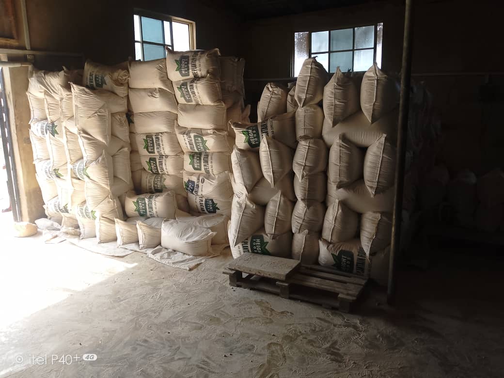 At SAMAAB GLOBAL, we process according to our specification. 10.6 tons of unriped plantain flour.
For details: whaapp/call 08023058939, Email: samaabfarms@gmail.com