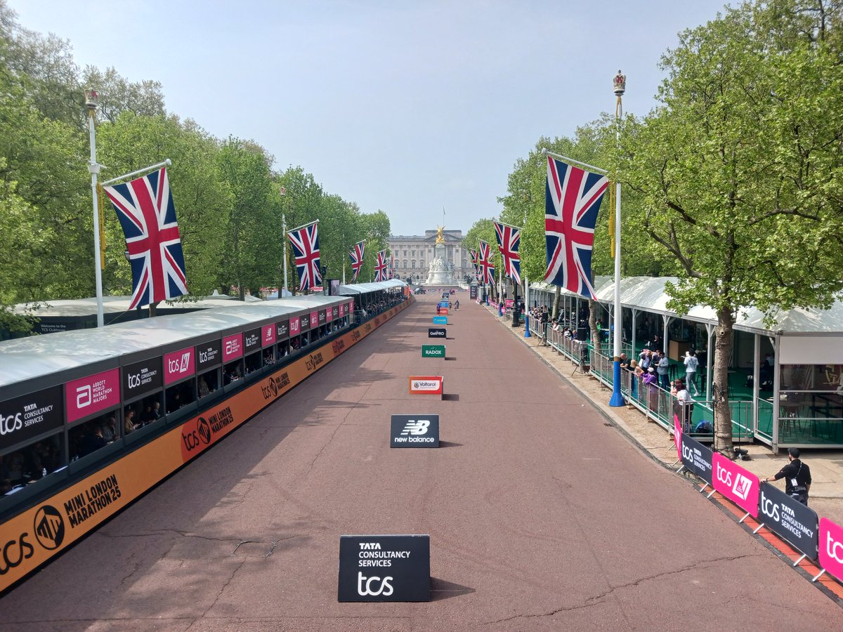 Leytonstone School PE tweet media