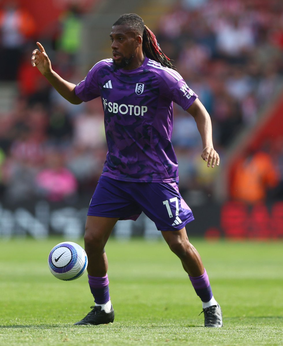 alexiwobi's tweet image. Swear This Is How I Dribble…